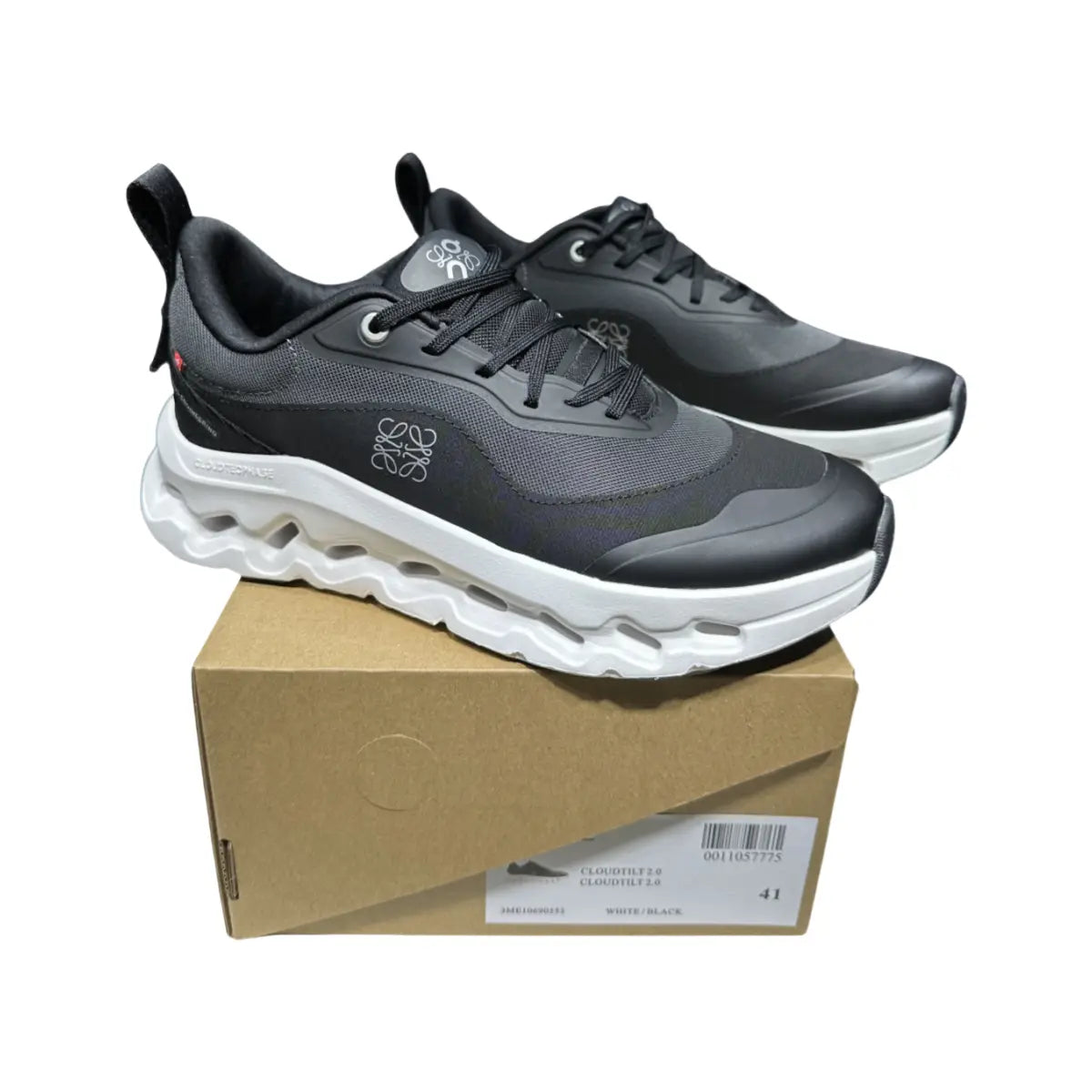 En Cloudtilt LOEWE 2 Mujer Negro/Blanco