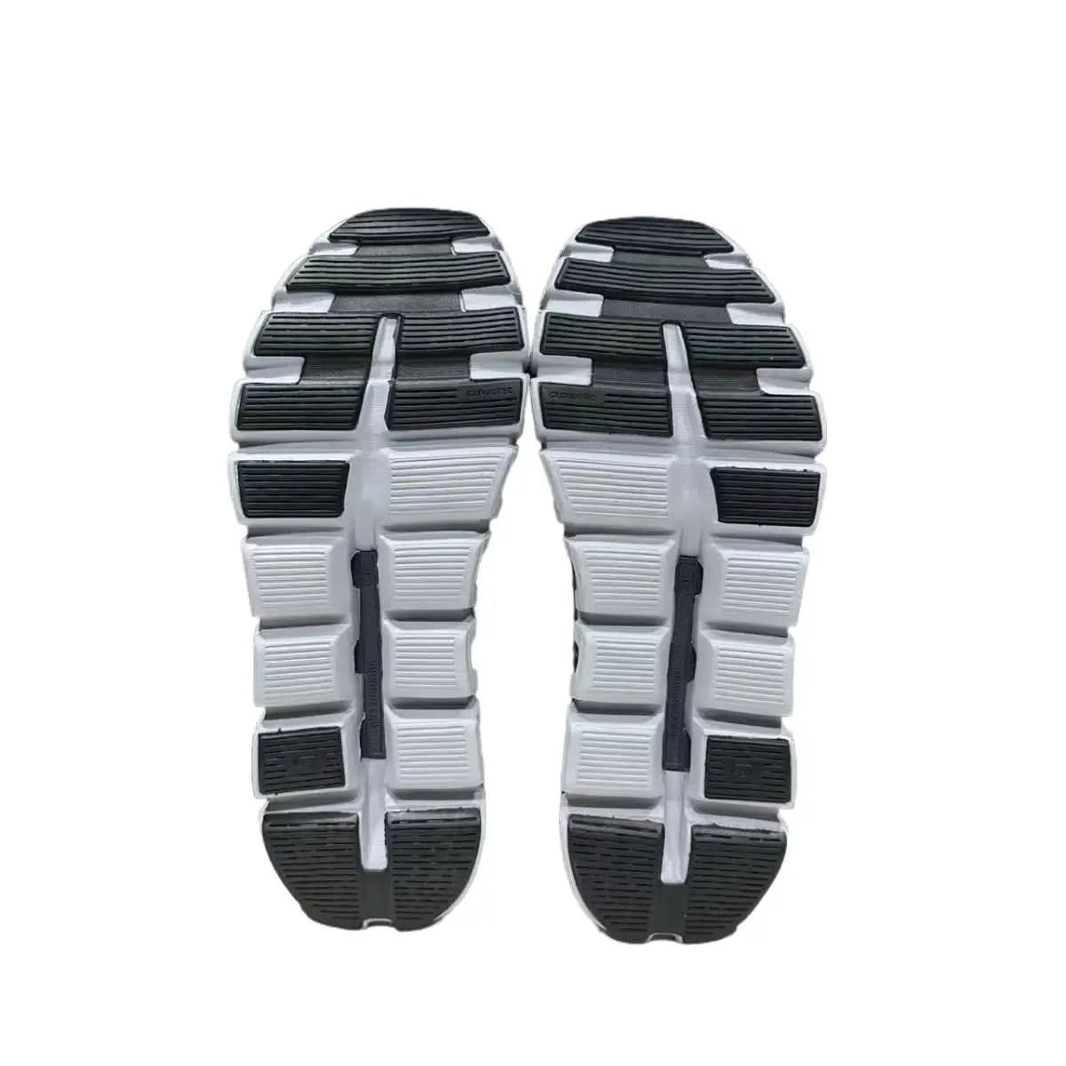 En Cloudrunner 2 para mujer en blanco y negro