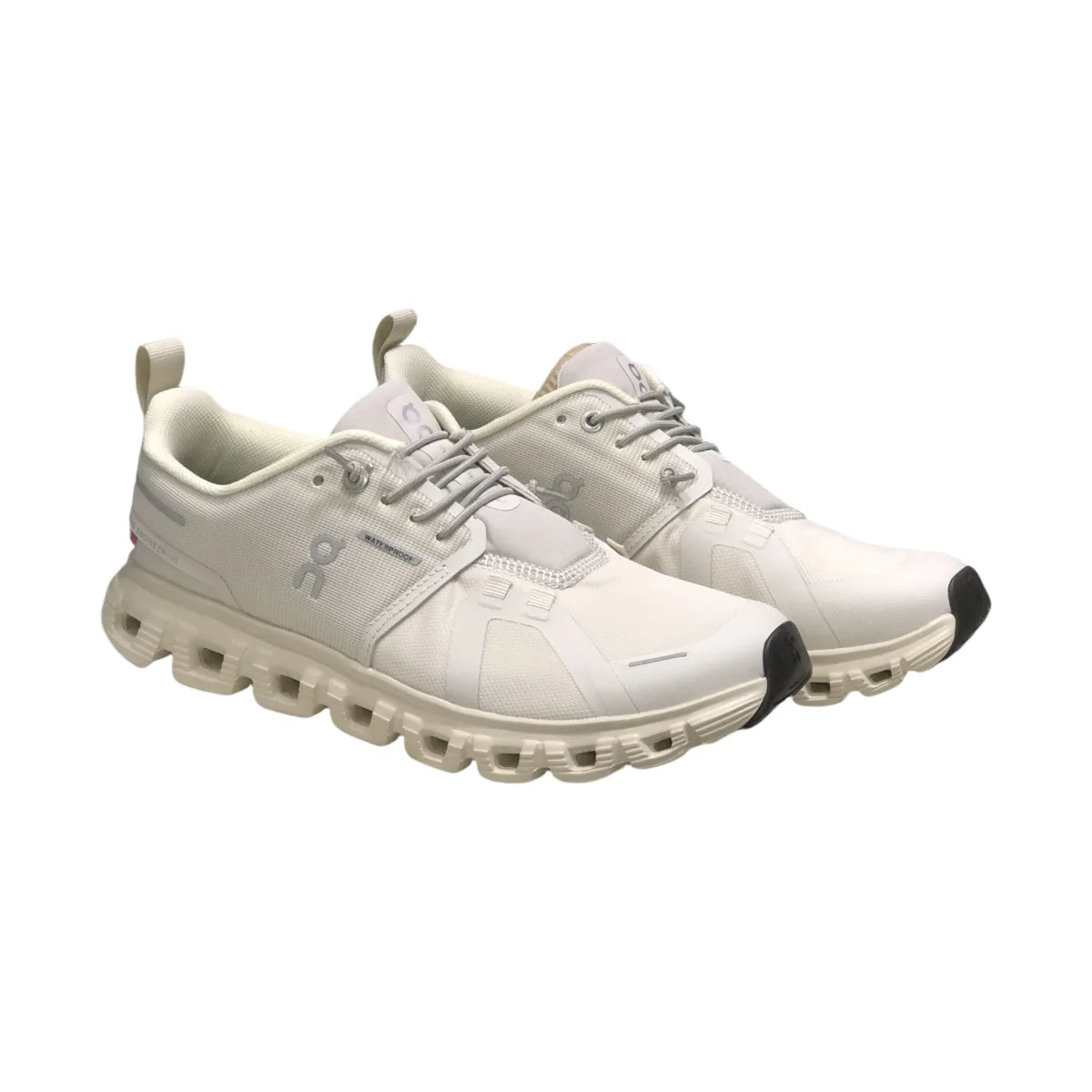 En Cloudrunner 2 para mujer en blanco y negro