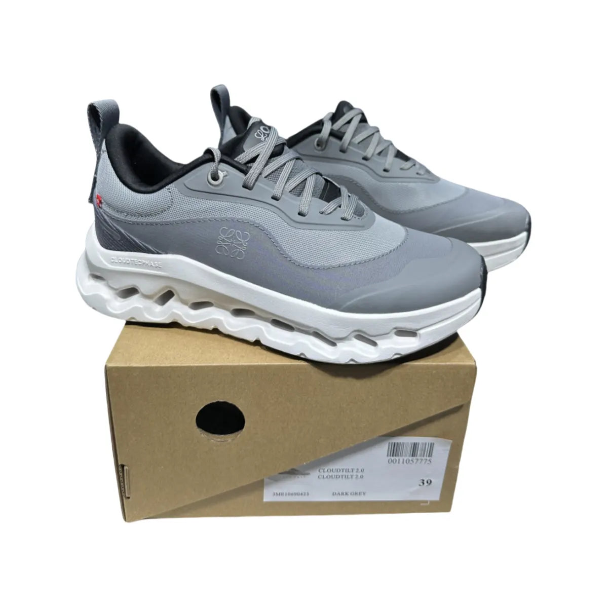 En Cloudtilt LOEWE 2 para hombre gris/blanco