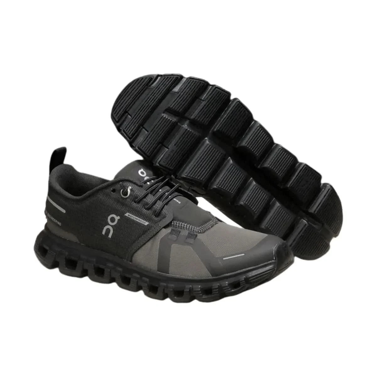 En Cloudrunner 2 para mujer en blanco y negro