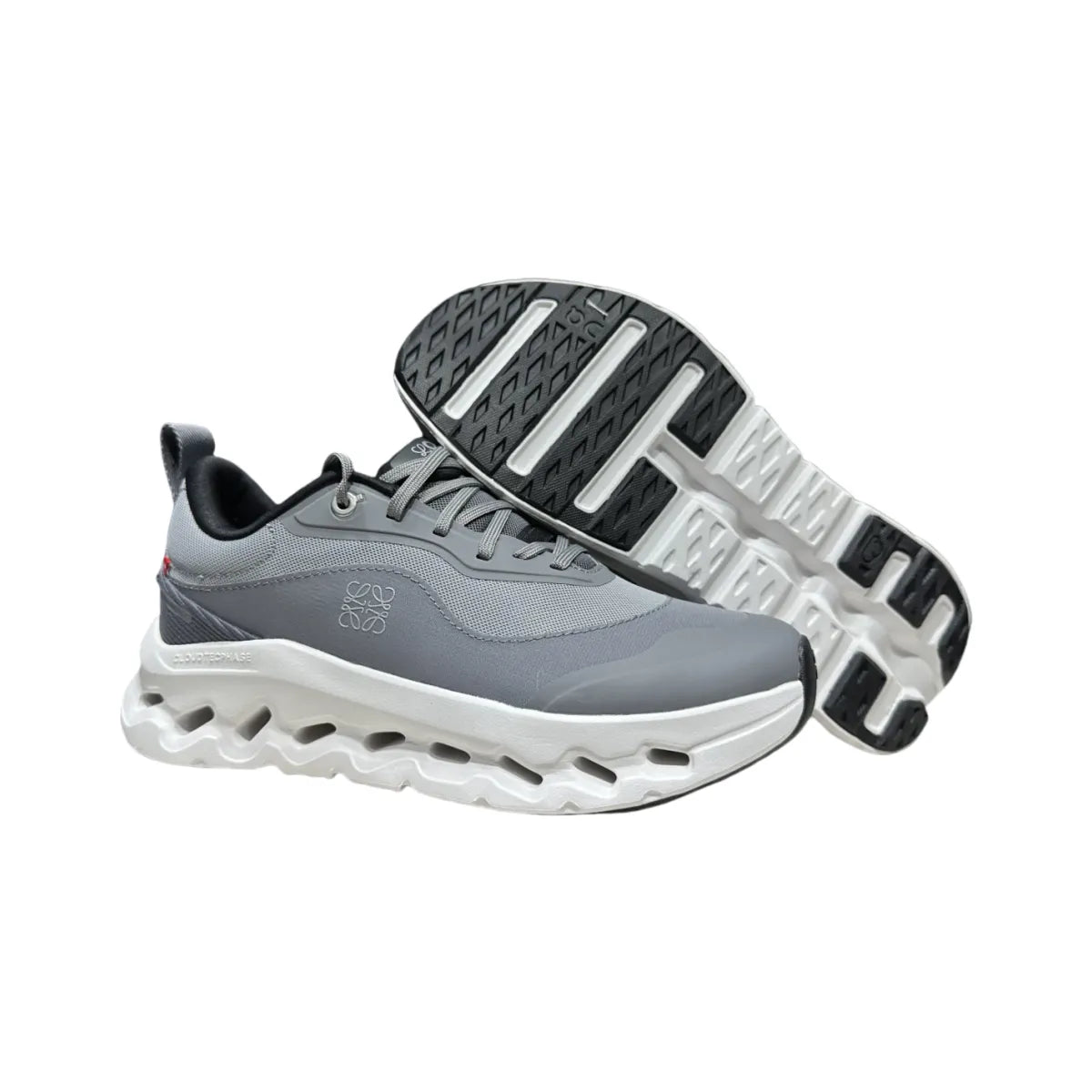 En Cloudtilt LOEWE 2 para mujer gris/blanco