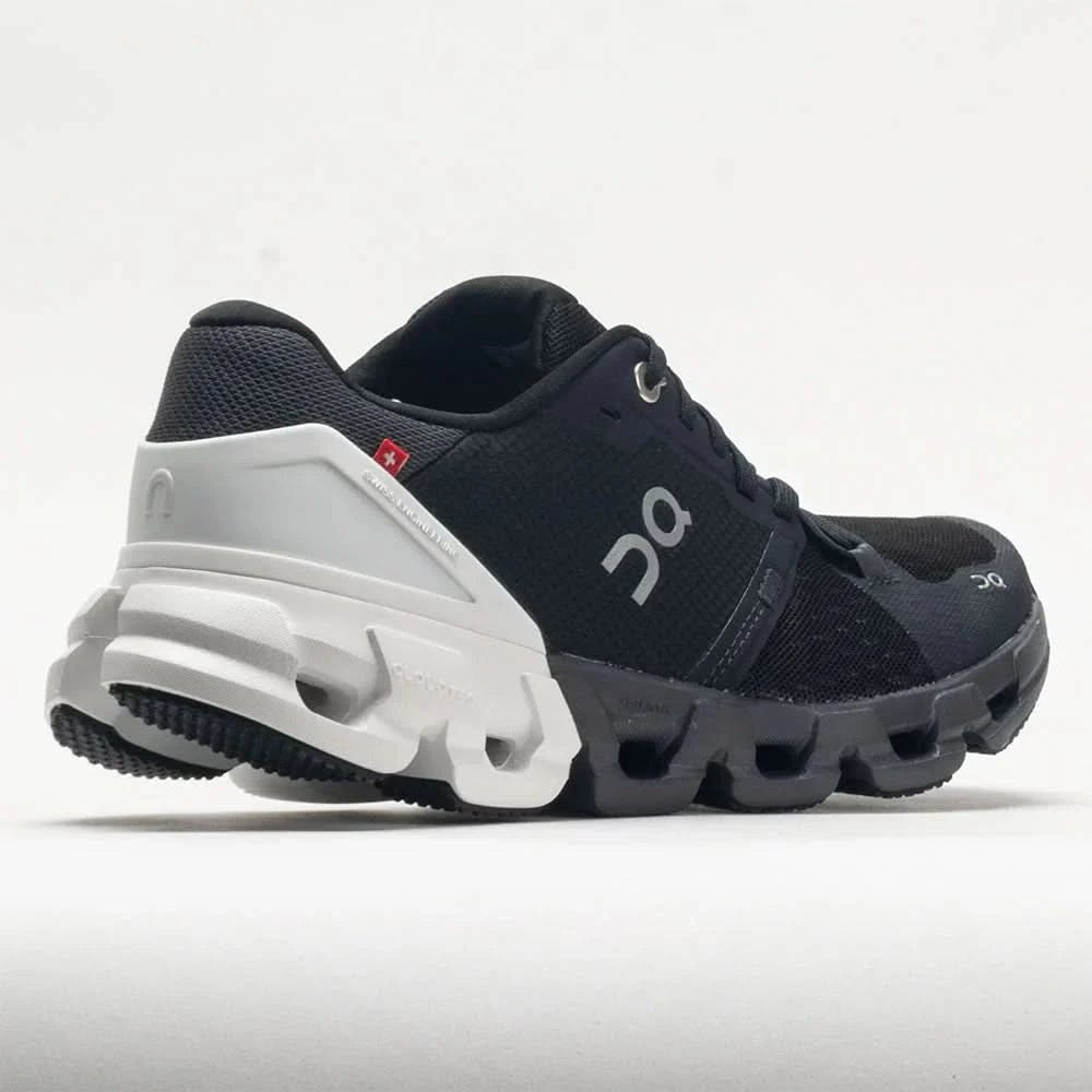 On Cloudflyer 4 Men's Black/White - Onsrunners