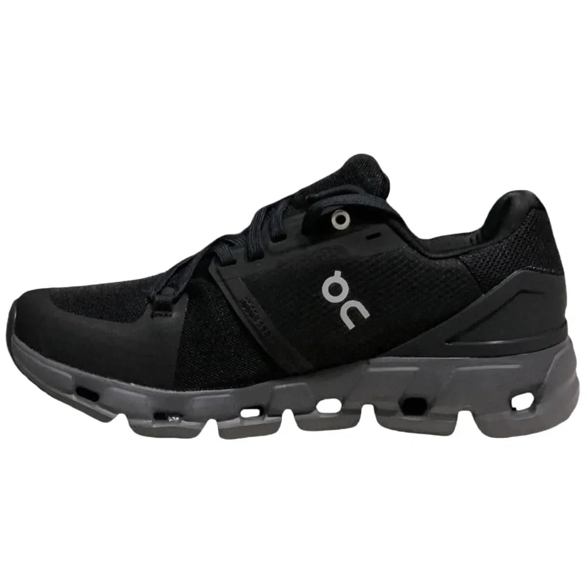 On Cloudflyer 4 Women's Black - Onsrunners