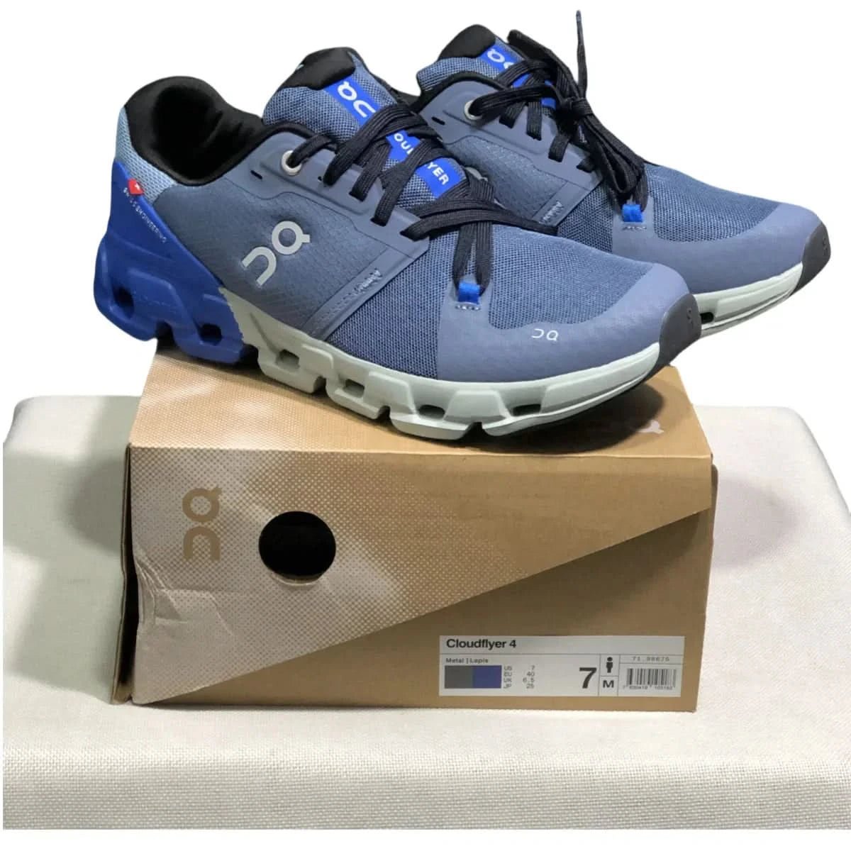 On Cloudflyer 4 Women's Gray/Blue - Onsrunners