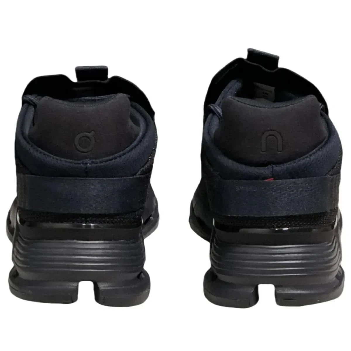 On Cloudnova Women's Black - Onsrunners