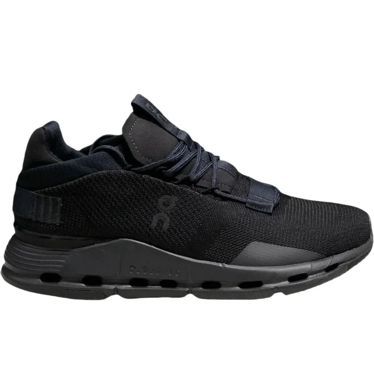 On Cloudnova Women's Black - Onsrunners