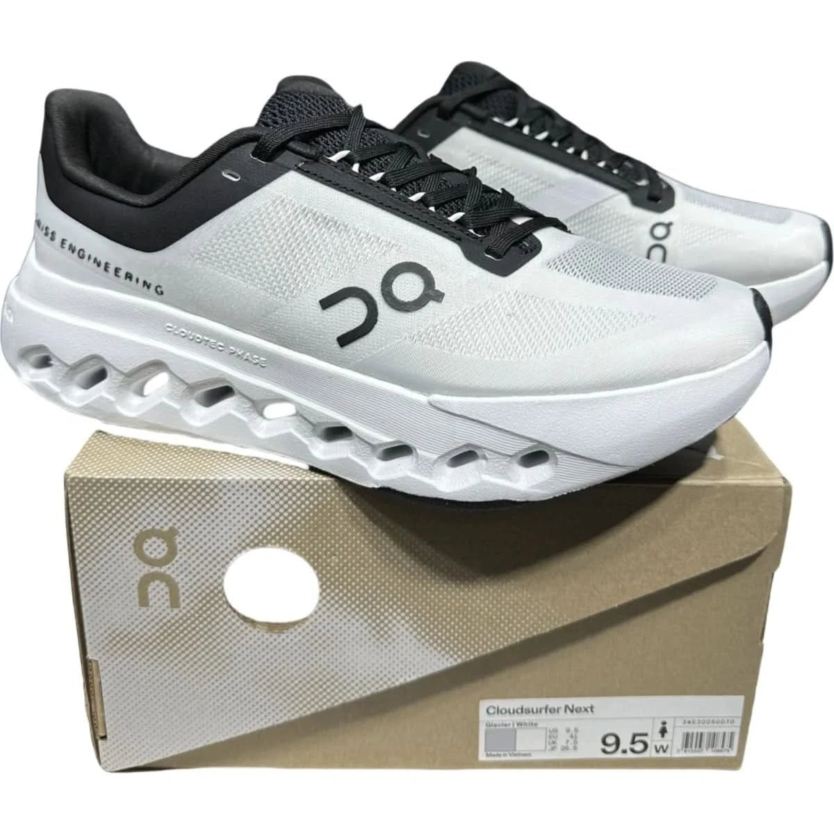 On Cloudsurfer Next Women's Black/White - Onsrunners