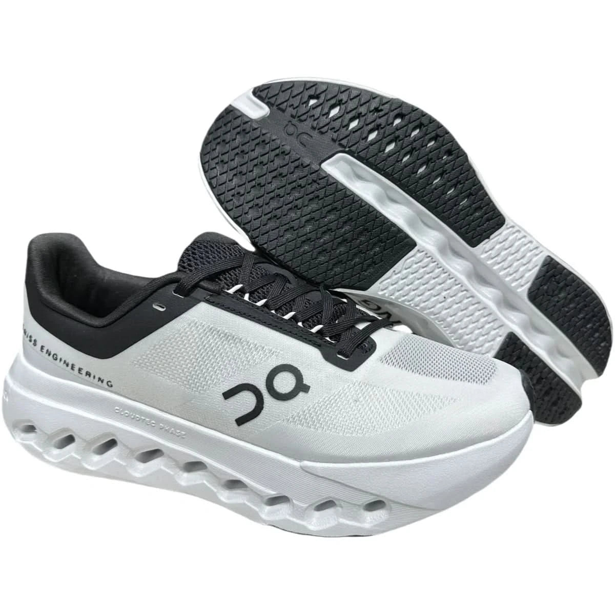 On Cloudsurfer Next Women's Black/White - Onsrunners