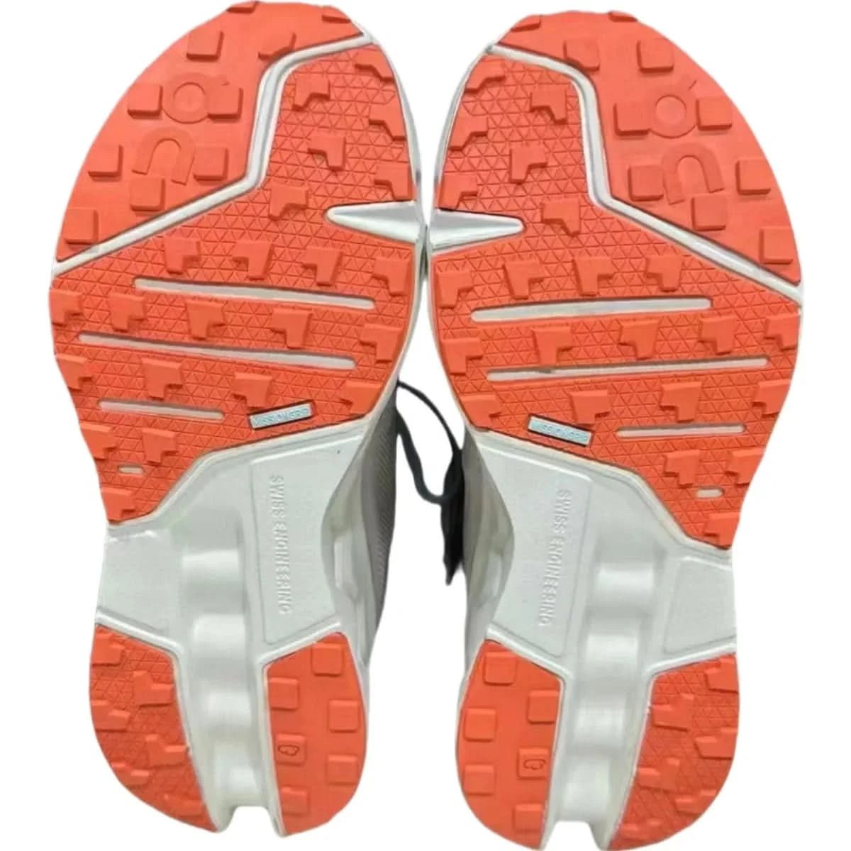On Cloudsurfer Trail Waterproof Women's Gray/White - Onsrunners