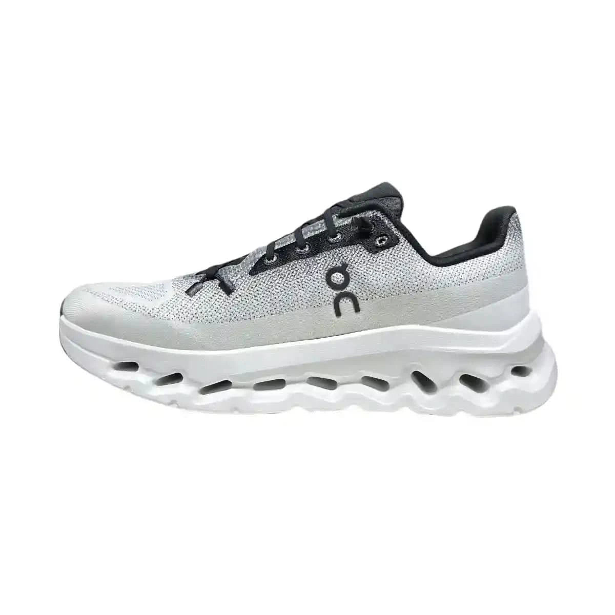 On Cloudtilt Women's Black/Ivory White - Onsrunners