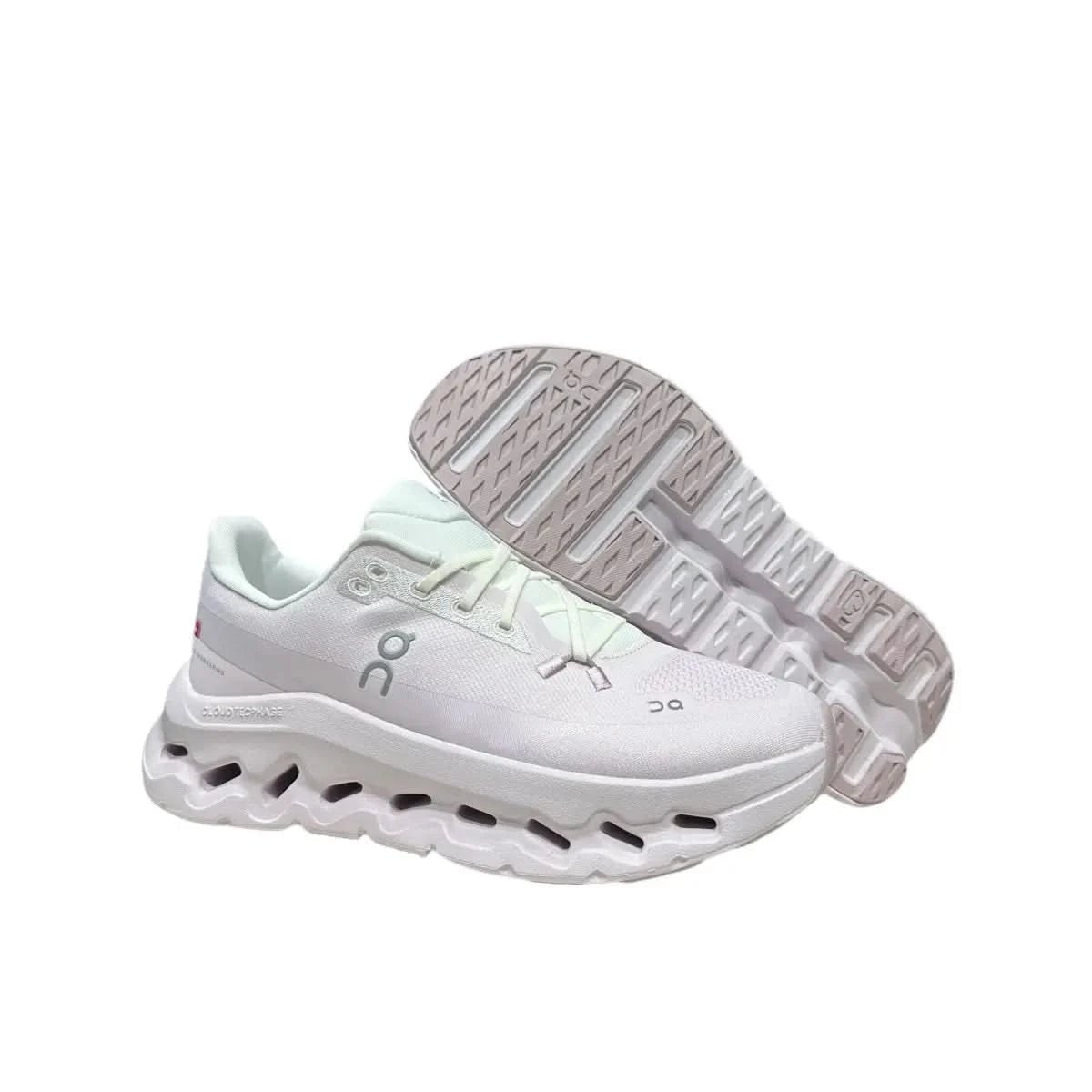 On Cloudtilt Women's pink - Onsrunners