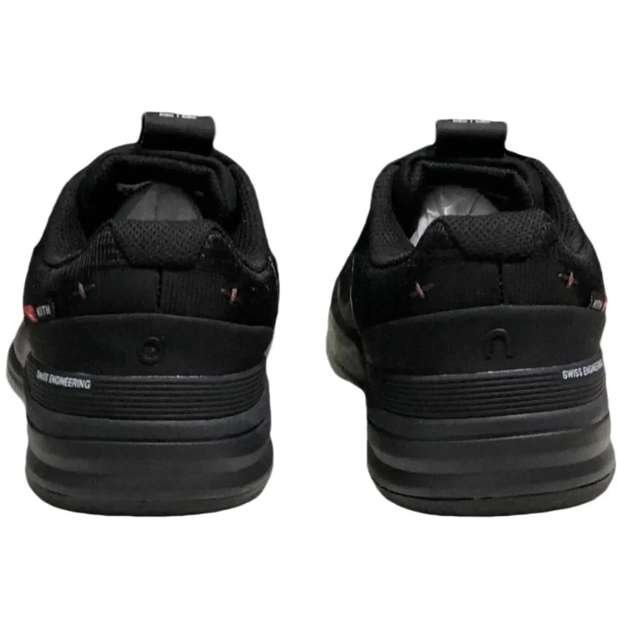 On The Roger Pro Men's Black - Onsrunners