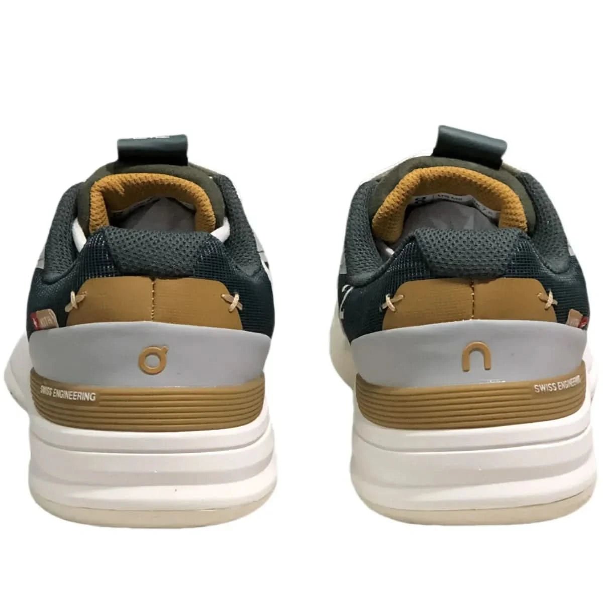 On The Roger Pro Women's Beige/Green - Onsrunners