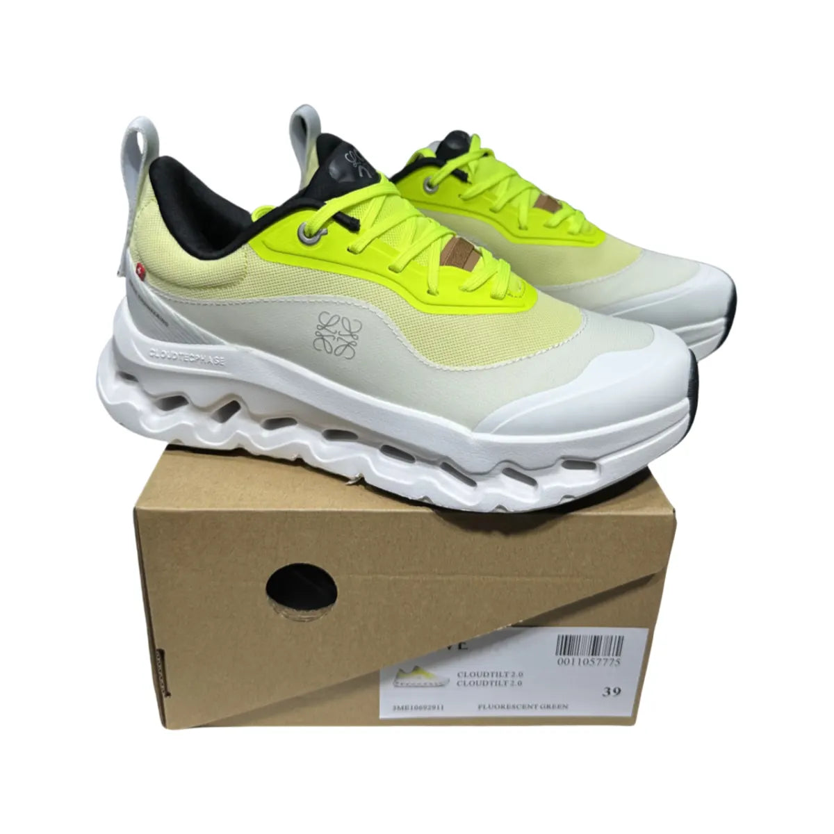 En Cloudtilt LOEWE 2 Mujer Amarillo/Blanco