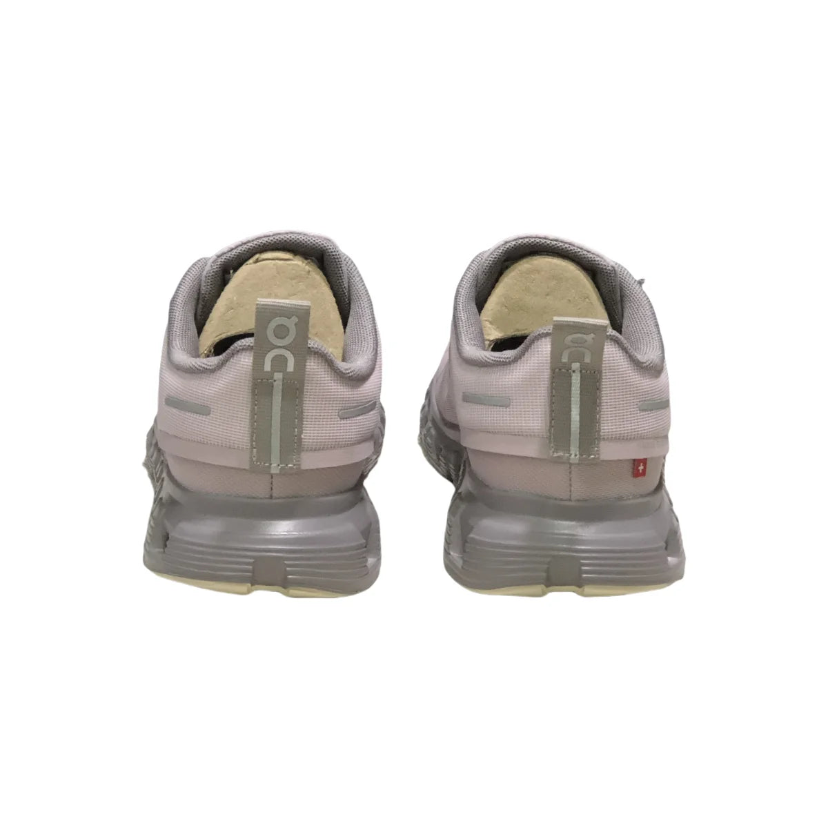 En Cloudrunner 2 para mujer en blanco y negro