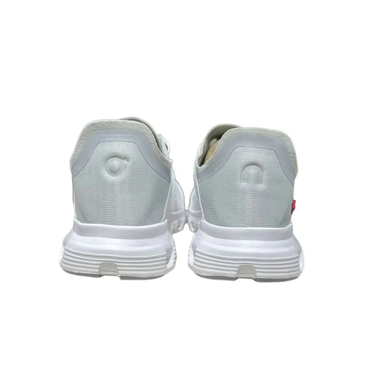 En Cloudrunner 2 para mujer en blanco y negro