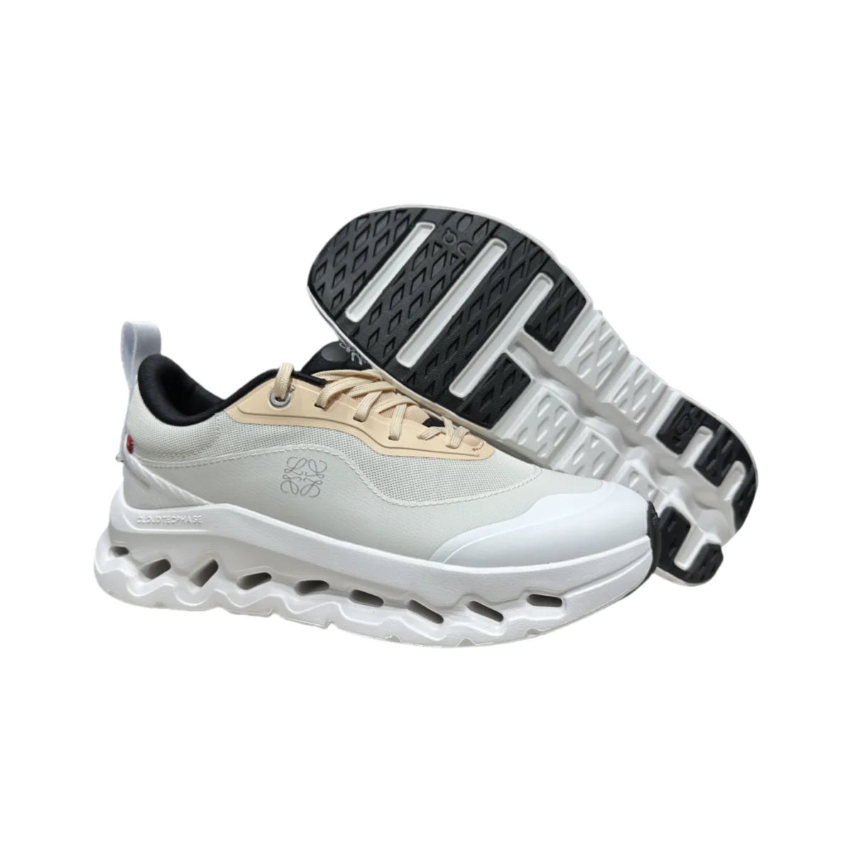 En Cloudtilt LOEWE 2 para mujer color tostado/blanco