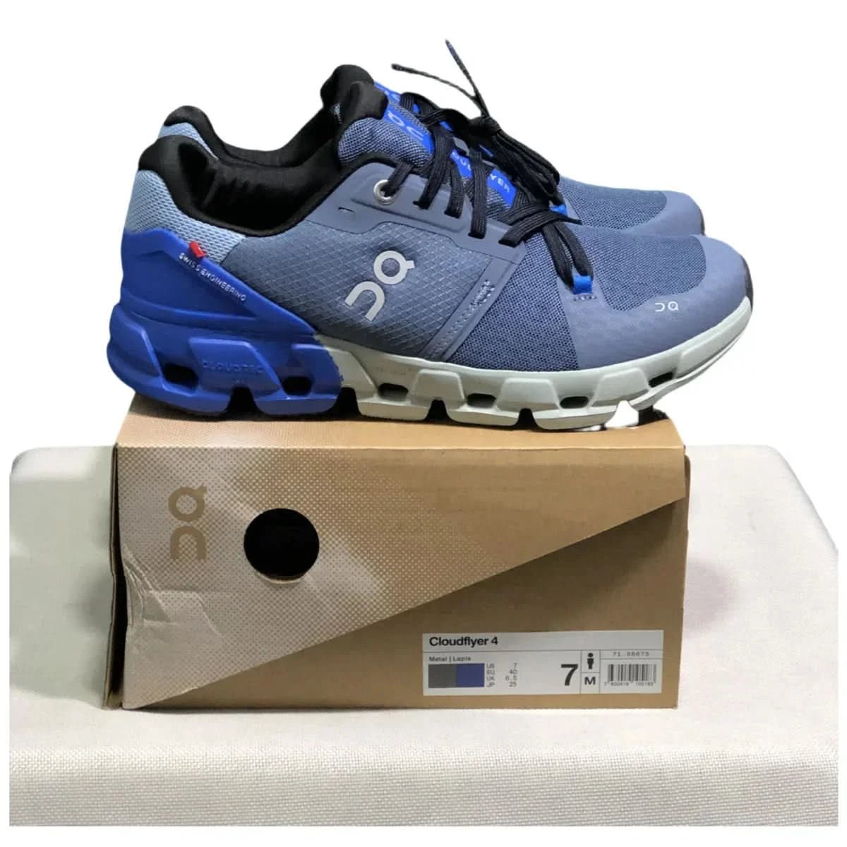 On Cloudflyer 4 Women's Gray/Blue - Onsrunners