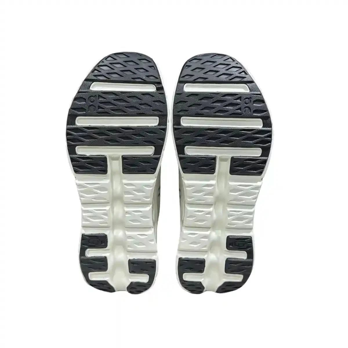 On Cloudtilt Women's Beige/White - Onsrunners