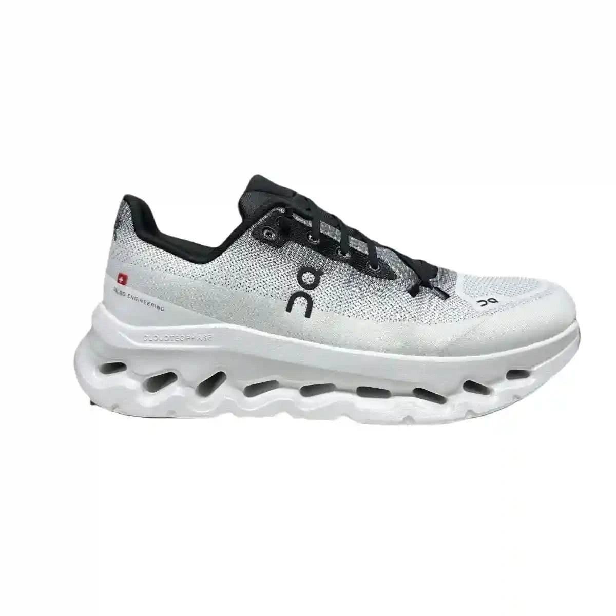 On Cloudtilt Women's Black/Ivory White - Onsrunners