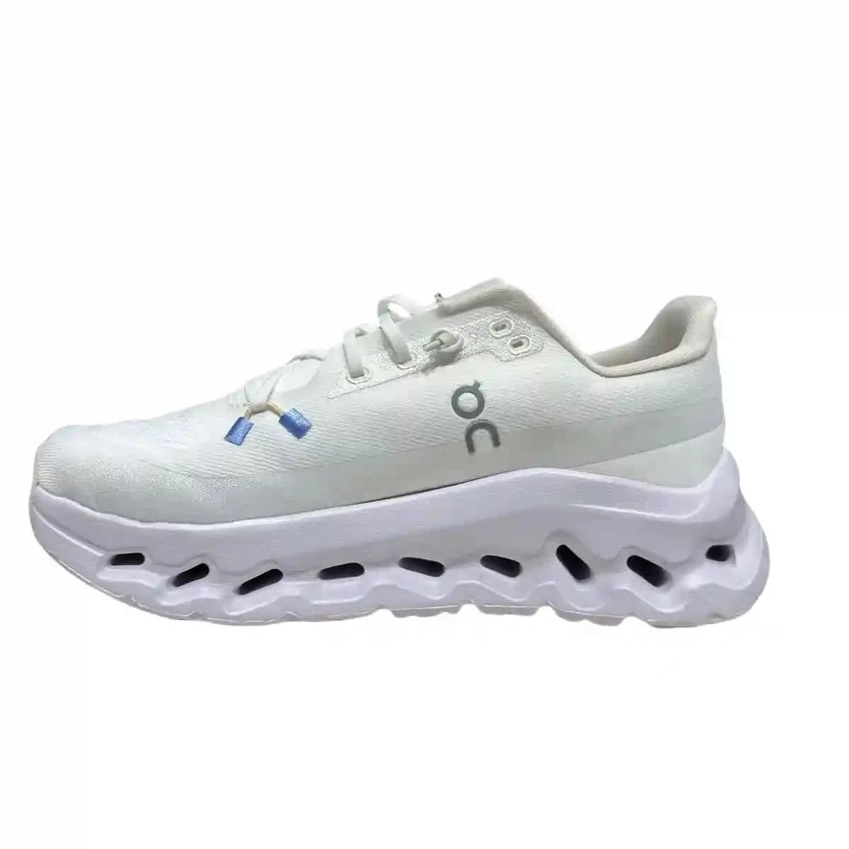 On Cloudtilt Women's Sand/Lavender Purple - Onsrunners