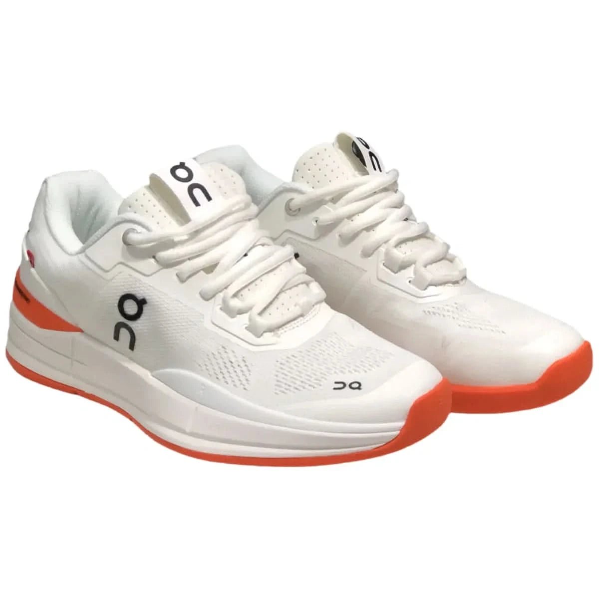 On The Roger Pro Women's White/Oranges - Onsrunners